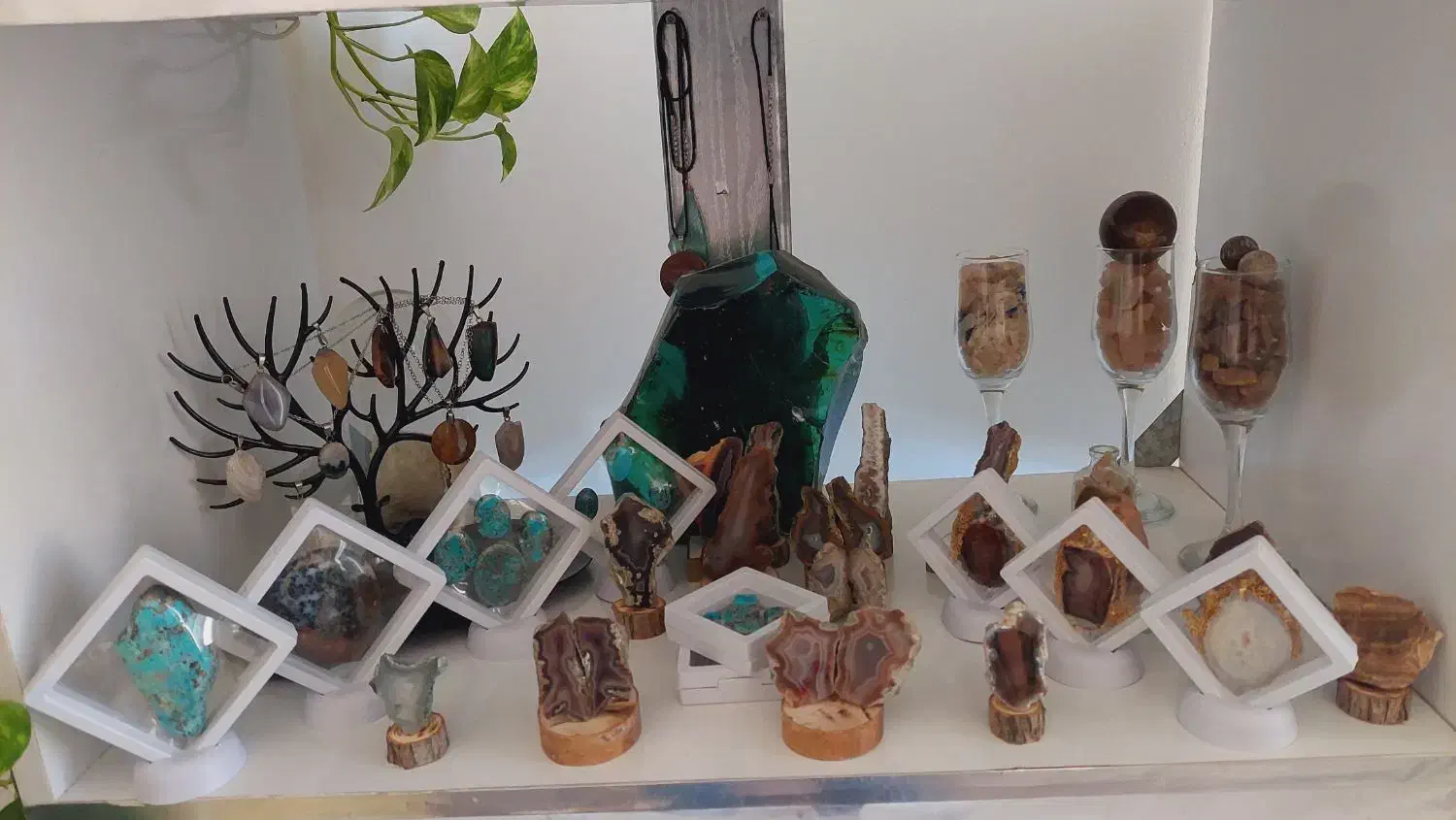 انواع جواهرات سنگ طبیعی به صورت تک و عمده|جواهرات|گلبهار, شهر جدید گلبهار|دیوار