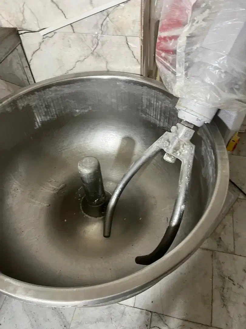 خرید فروش صفر تا صد لوازم نانوایی خمیر گیر تنور|ماشین‌آلات صنعتی|رامند, |دیوار