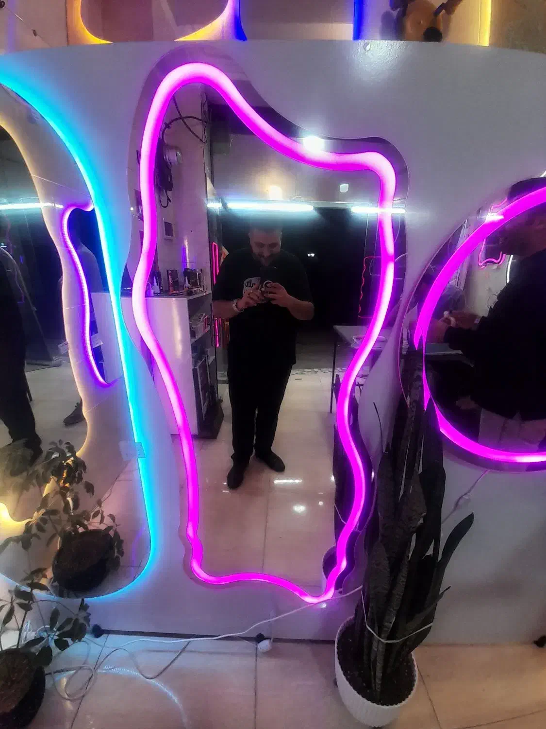 آیینه ، آیینه دفرمه ، آیینه بک لایت ،سالنی|آینه|رشت, جهاد|دیوار