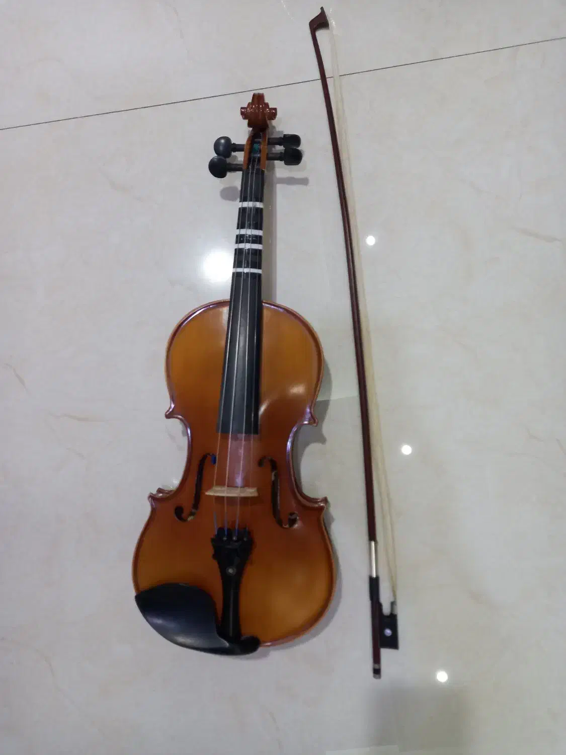 ویولن|ویولن|ساری, |دیوار