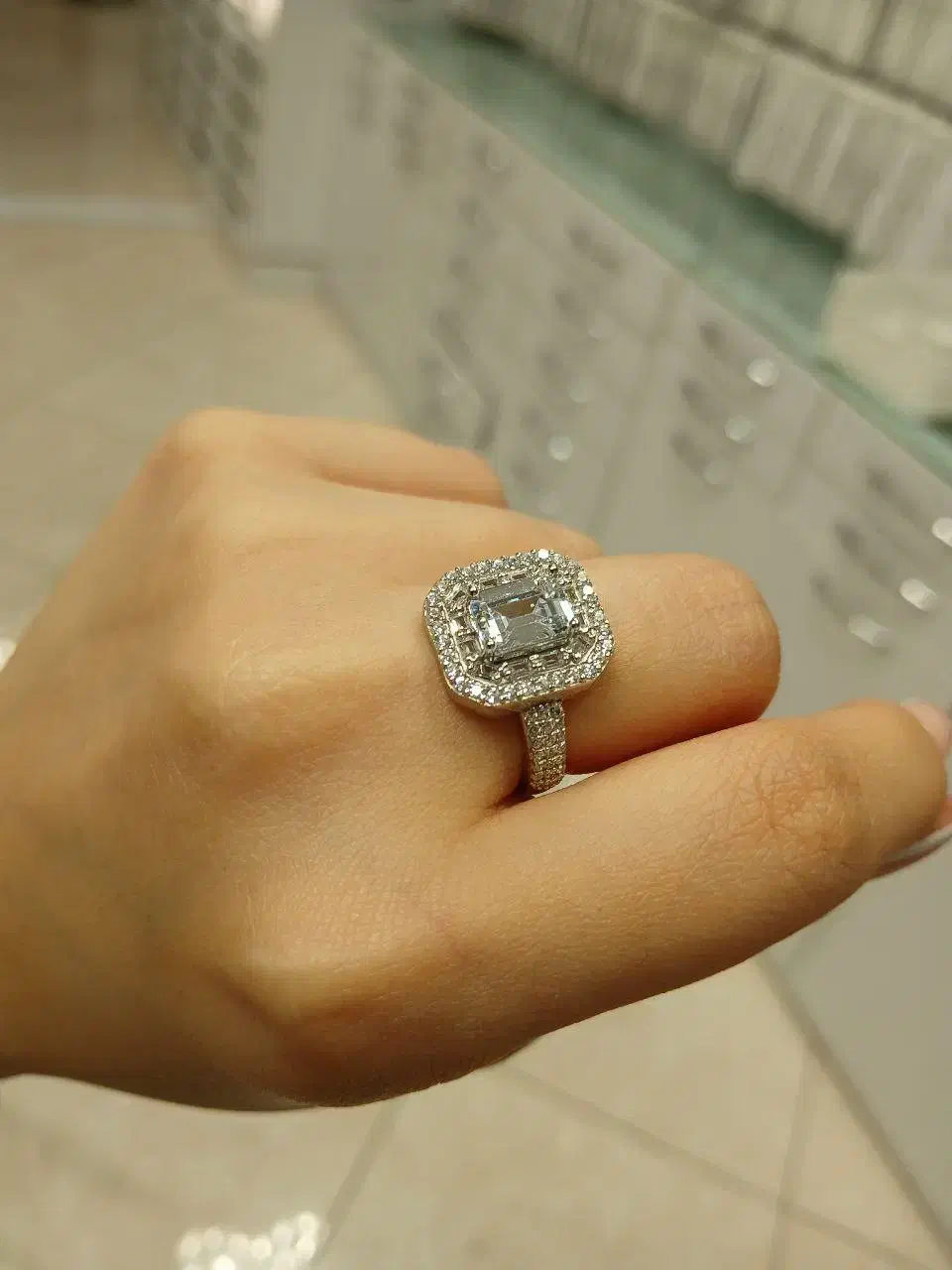 اَنگشتر نقر.ه|جواهرات|اصفهان, خیادان|دیوار