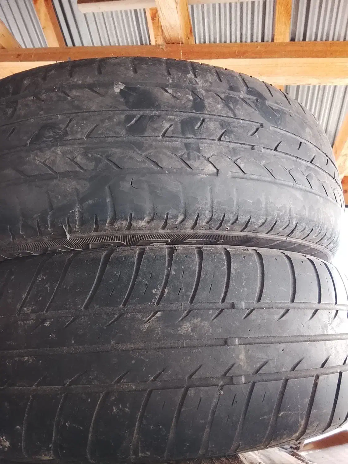 یک جفت لاستیک بارز پراید|قطعات یدکی و لوازم جانبی|صومعه‌سرا, |دیوار