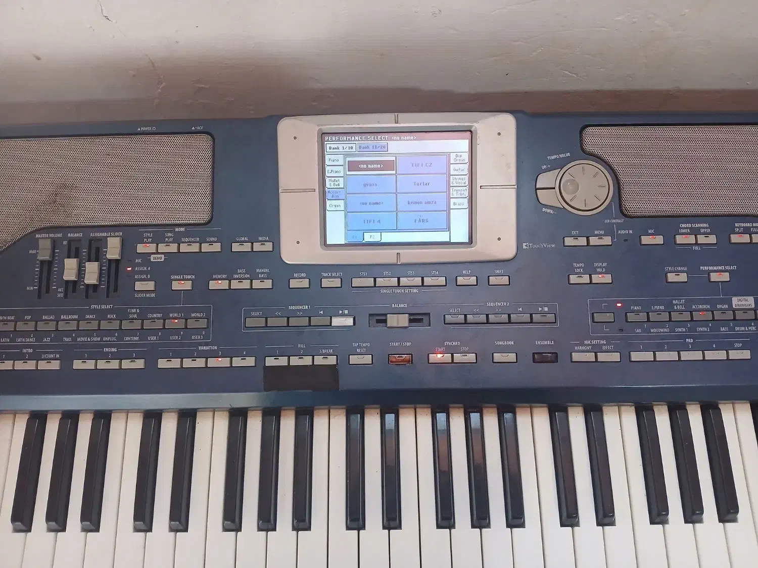 فروشpa800رم256|پیانو، کیبورد، آکاردئون|بم, |دیوار