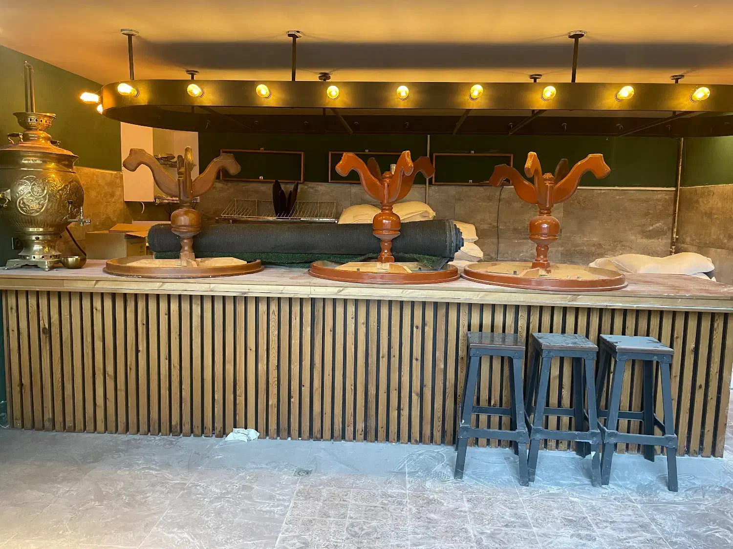 کافه . کانتر . سماور. ظرف و ظروف رستورانی . گاز|کافی‌شاپ و رستوران|سنندج, |دیوار