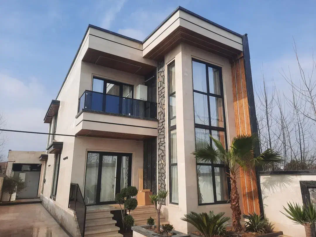 اجاره کاخ حیاط لاکچری استخر دار ویو جنگلی 024|اجارهٔ کوتاهمدت ویلا و باغ|رشت, کوی غلام نیا|دیوار