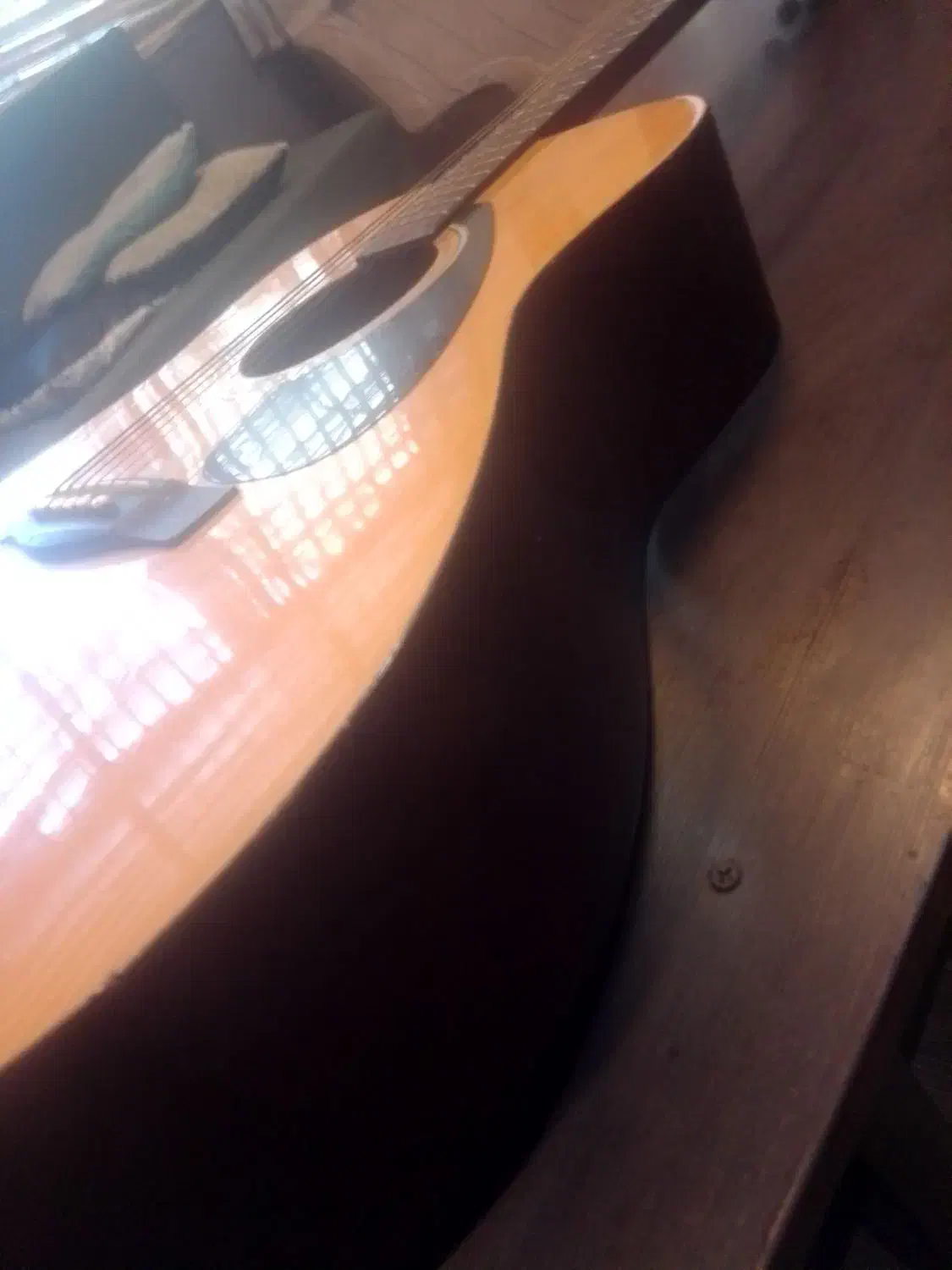 گیتار آکوستیک خوش صدا|گیتار، بیس، امپلیفایر|ساری, |دیوار