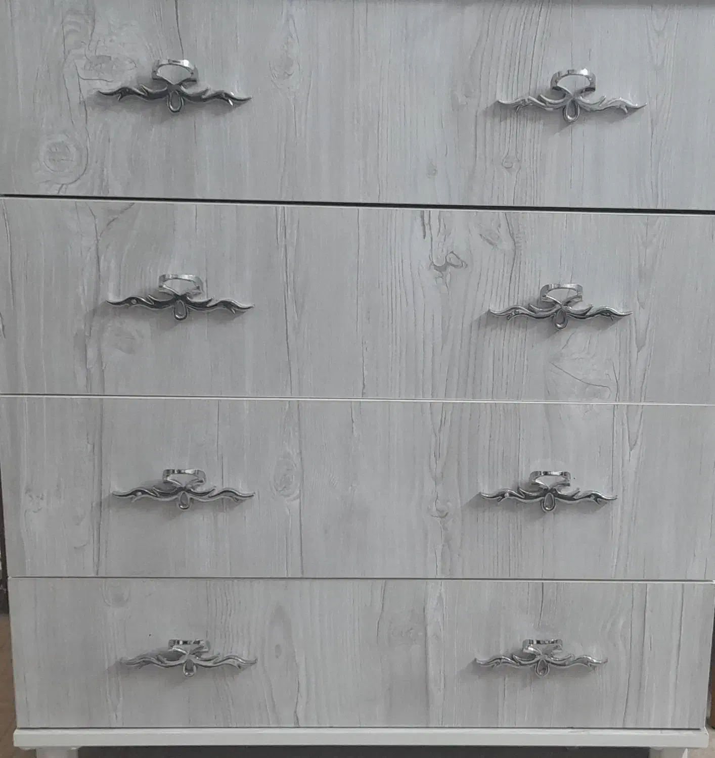 دراور ۴ کشو|جاکفشی، کمد، دراور|یزد, |دیوار