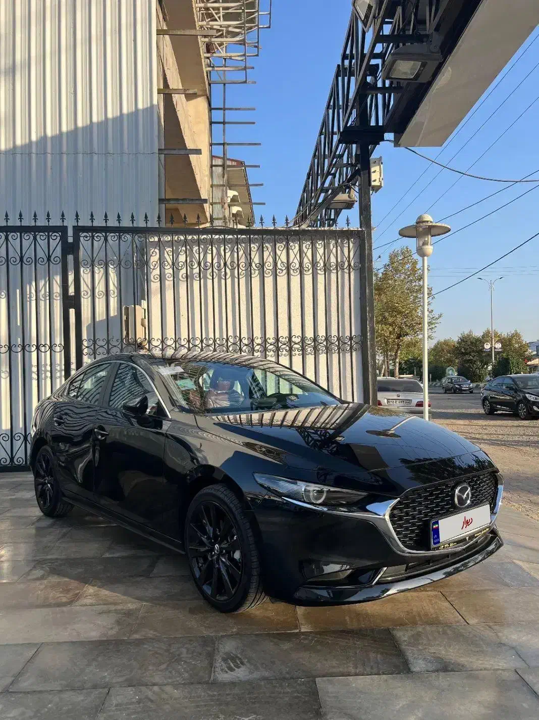 مزدا 3 ۲۰۲۵ مشکی داخل مارون|خودرو سواری و وانت|رشت, کوی امام رضا|دیوار