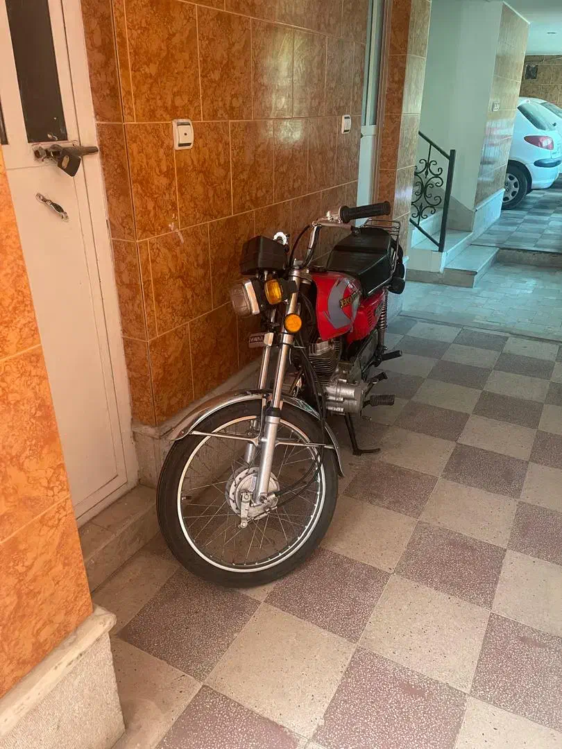 موتور هوندا ۹۲|موتورسیکلت|شیراز, قدوسی شرقی|دیوار