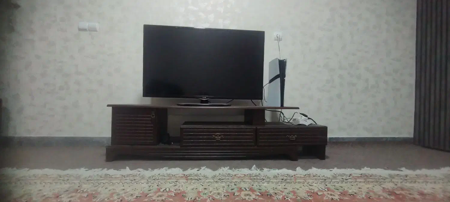 تلویزیون 42 اصلی|تلویزیون و پروژکتور|ایوان, |دیوار