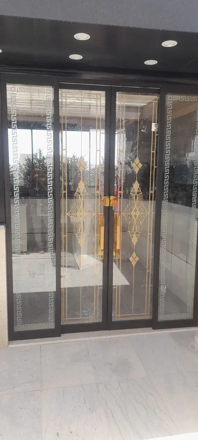 نمایندگی شیشه سکوریت حسینلو|خدمات پیشه و مهارت|نظرآباد, نظرآباد|دیوار