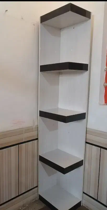 شلف دیواری همراه با اشانتیون|کتابخانه، شلف، قفسه‌های دیواری|دزفول, |دیوار