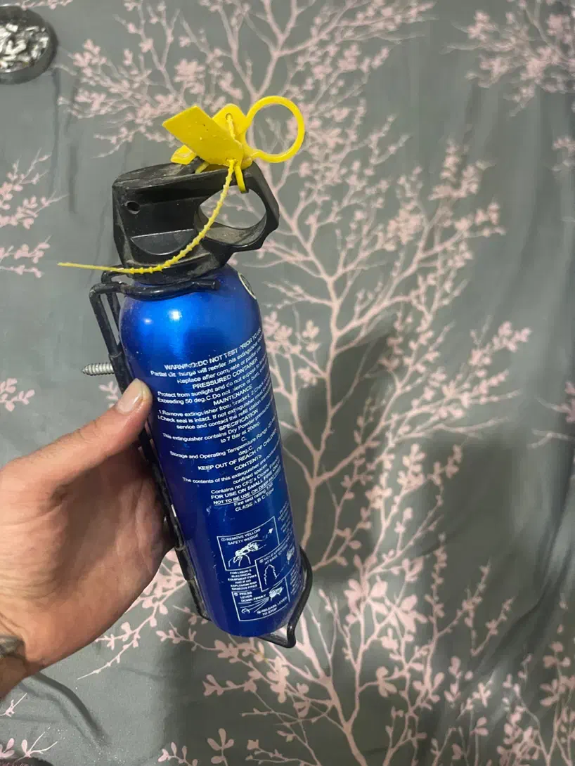 کپسول آتش نشانی|ابزارآلات|همدان, |دیوار