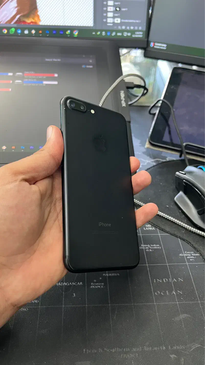 ایفون ۷ پلاس ۲۵۶|موبایل|کازرون, |دیوار