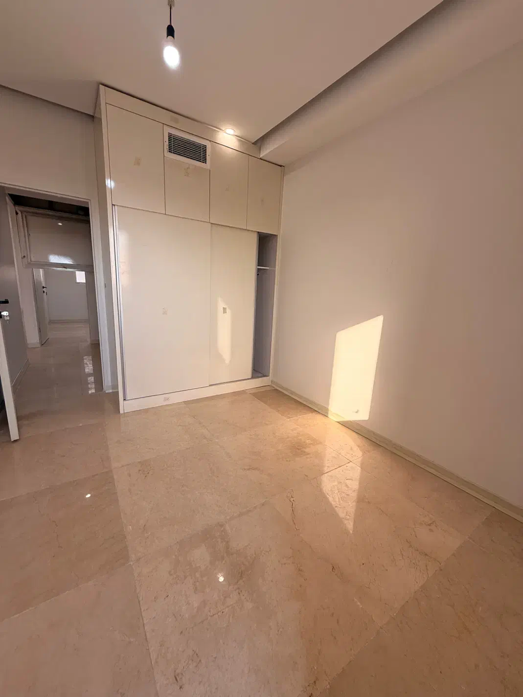 ۱۰۰ متر/۲ خواب/نوساز/مجرد/خانواده