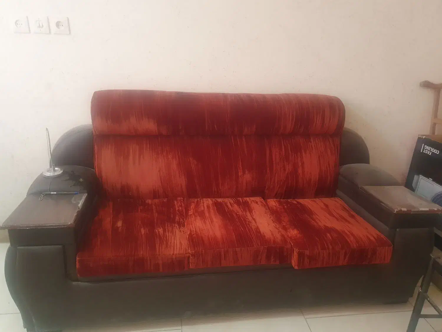 مبل سه نفره تمییز|مبلمان خانگی و میز عسلی|کازرون, |دیوار