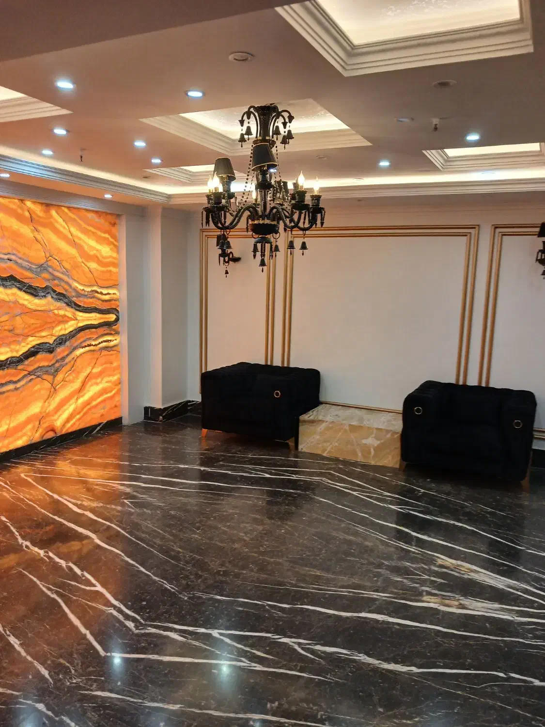 ۱۸۰متری/امکانات کامل/۳خواب|اجارهٔ آپارتمان|کرج, عظیمیه|دیوار