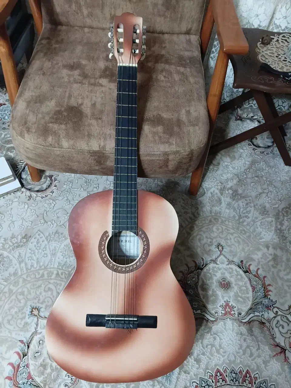 گیتار|گیتار، بیس، امپلیفایر|بوئین زهرا, |دیوار