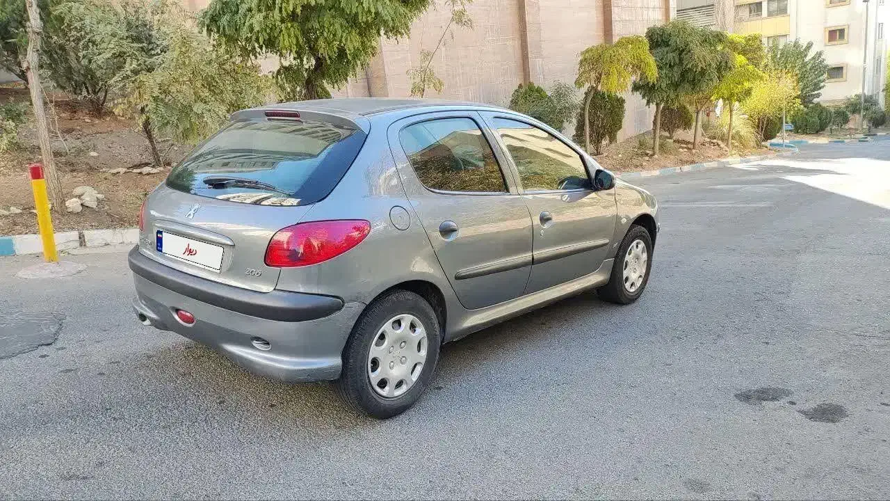 پژو ۲۰۶ مدل ۱۳۸۸|خودرو سواری و وانت|تهران, شهرک بوعلی|دیوار