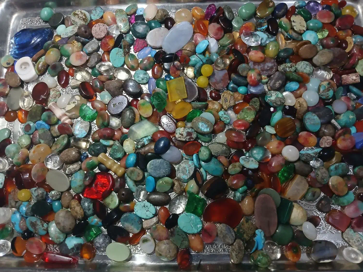 بالای ۴۰۰ عدد جواهر لوکس|جواهرات|میانه, |دیوار