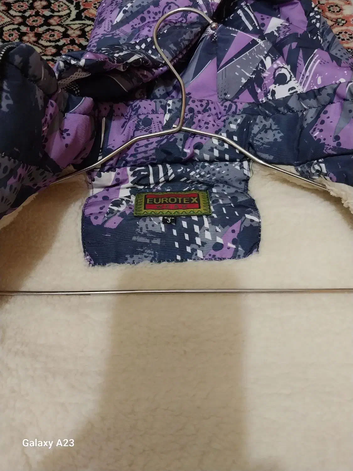 پافر بچه گانه نو نو مناسب ۸تا۱۱ سال فقط ۲۵۰ هزار|کفش و لباس بچه|تبریز, |دیوار