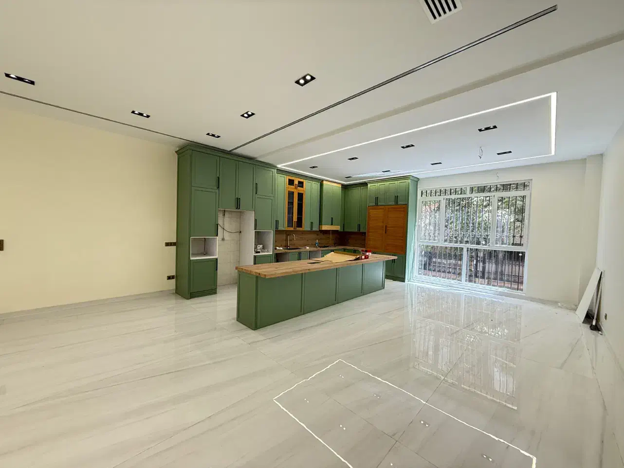 ۳۰۰ متر فول نوساز کلید نخورد ارتفاع سقف ۴ متر|اجارهٔ آپارتمان|تهران, درکه|دیوار