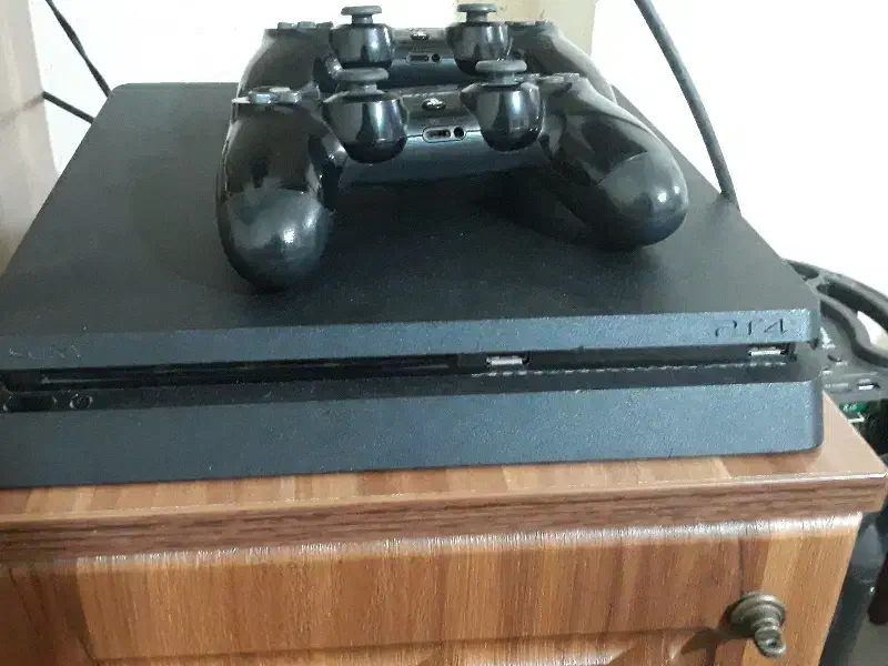 ps4 اسلیم|کنسول، بازی ویدئویی و آنلاین|قم, شهرک مهدیه (مدرس)|دیوار