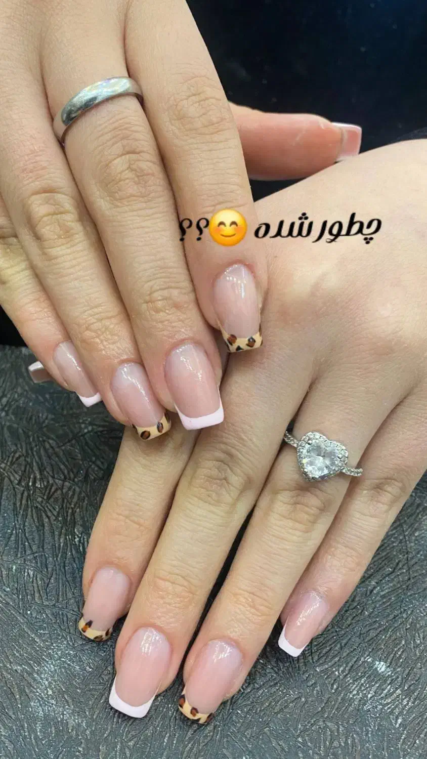 کاشت ناخن|خدمات آرایشگری و زیبایی|اسفراین, |دیوار