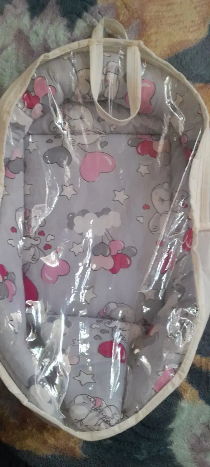 آغوشی یاقنداق نوزاد|اسباب و اثاث بچه|آبیک, |دیوار