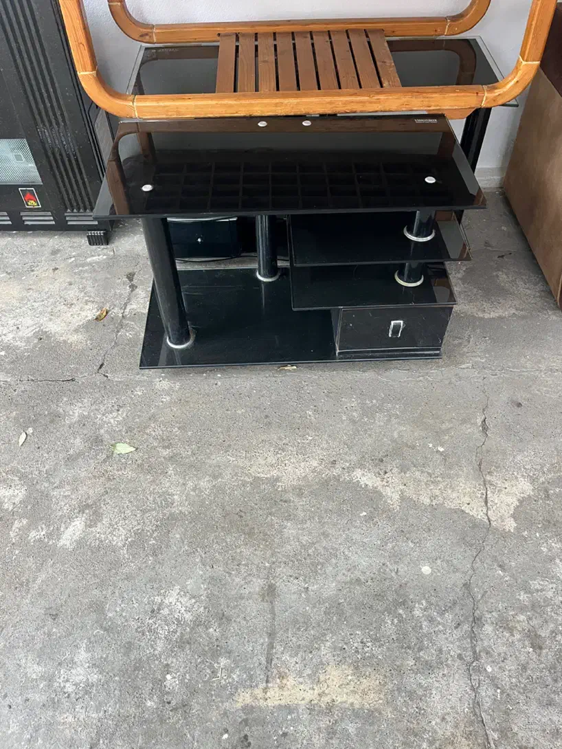 دو عدد میز تلویزیون|میز تلویزیون|بندر انزلی, کوی بهار|دیوار