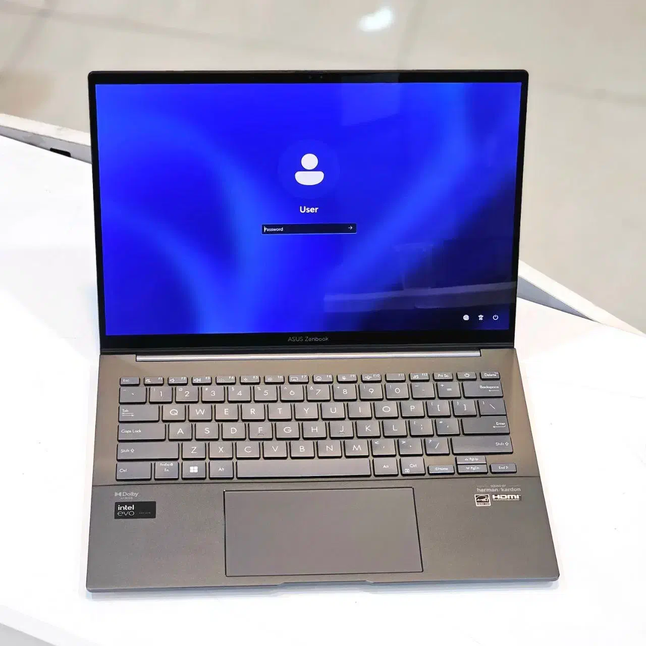 لپتاپ ایسوس زنبوک - Asus Zenbook Q425 Ultra7 155H|رایانه همراه|مشهد, آبکوه|دیوار