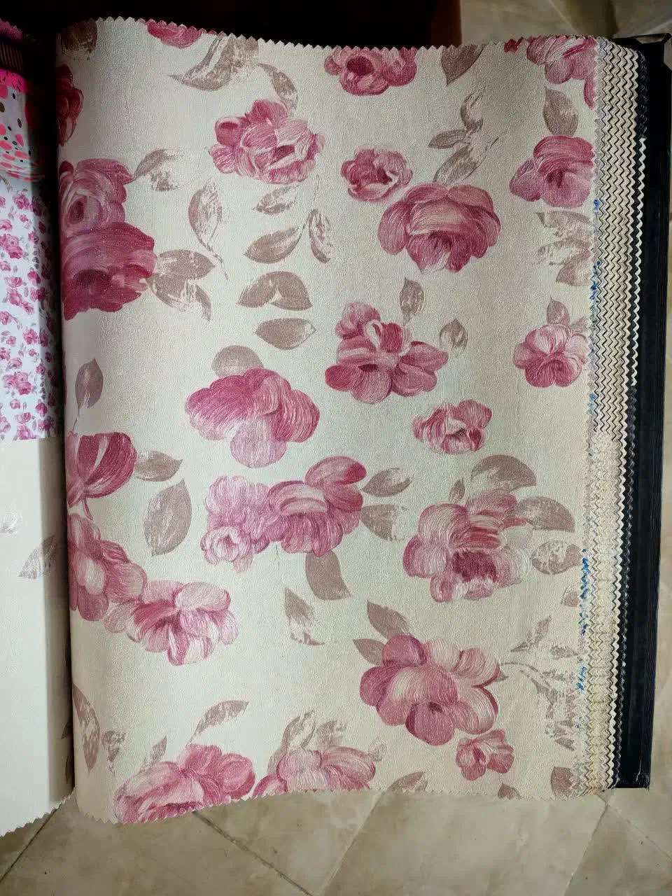 رول کاغذ دیواری|پرده، رانر، رومیزی|یزد, |دیوار