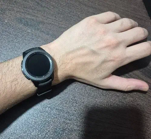 ساعت هوشمند Galaxy watch  ۴۲mm|ساعت|ساری, |دیوار