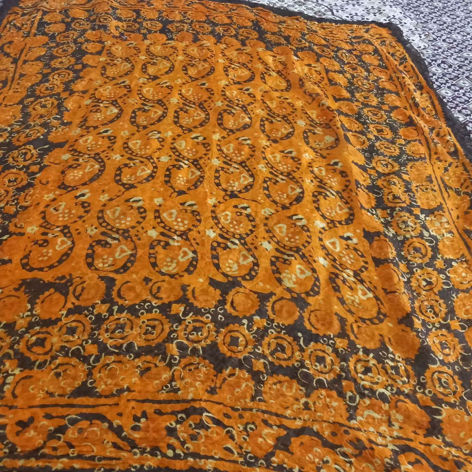 یالیق بسیار قدیمی خوشگل|کلکسیون اشیاء عتیقه|سراب, |دیوار