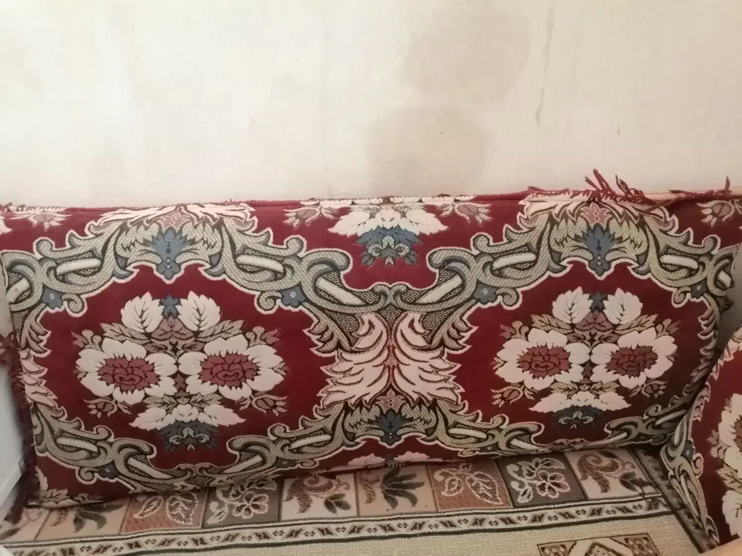 یک جفت پشتی سنتی|پشتی|شیروان (خراسان), |دیوار