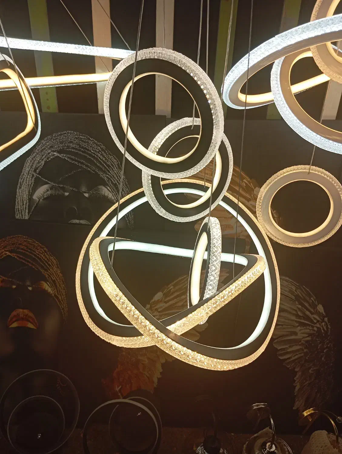 لوستر ال ایدی|لوستر و چراغ آویز|فردیس, فردیس|دیوار