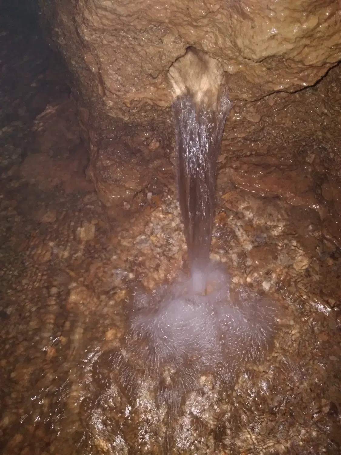 حفاری  چاه اب و یافتن دقیق محل اب|خدمات پیشه و مهارت|اراک, |دیوار