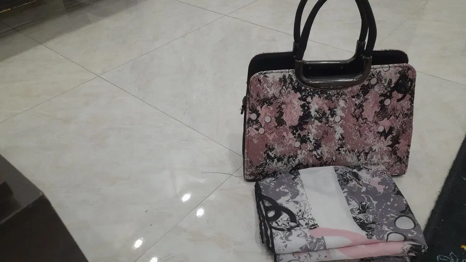 کیف مخصوص خانم ها|کیف، کفش، کمربند|خرمشهر, |دیوار