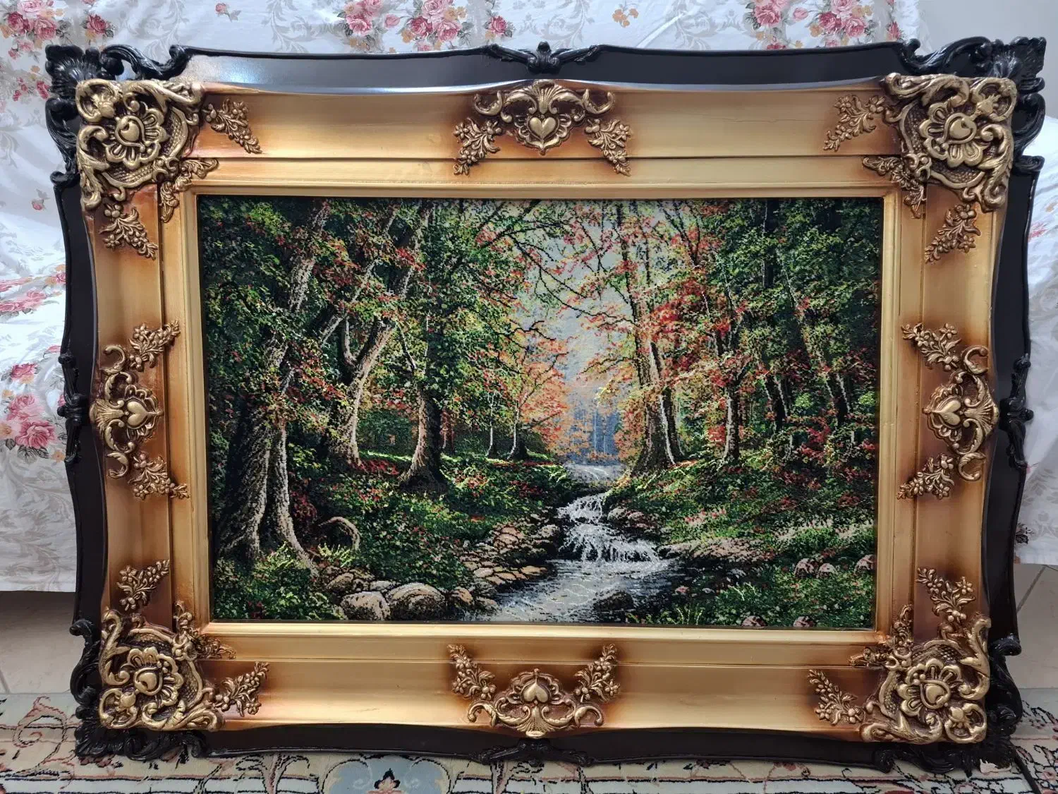 تابلو فرش منظره طبیعت و گلدان با قاب منبتکاریشده|تابلو فرش|مشهد, دانشجو|دیوار