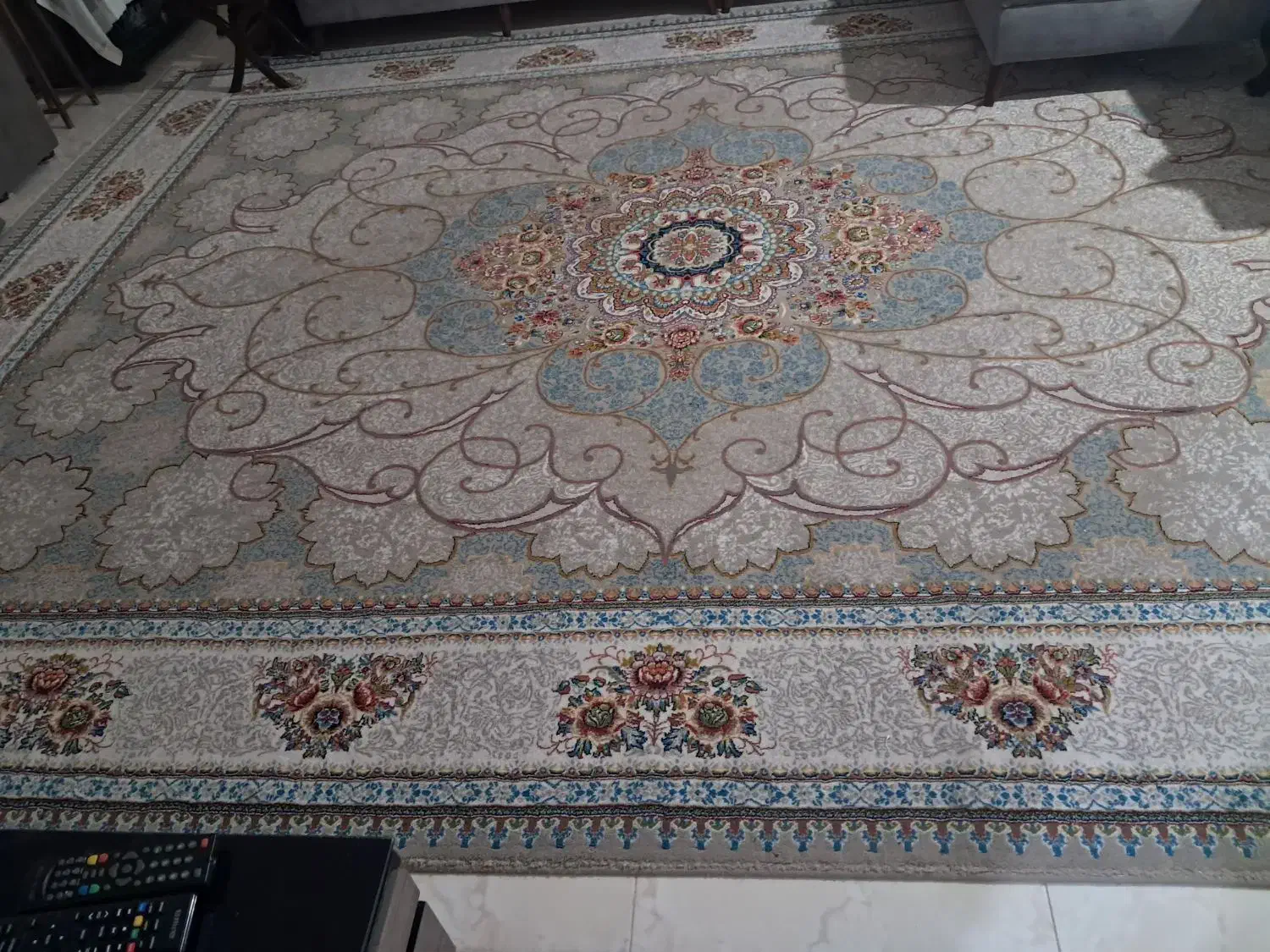 فرش ۱۲ متری|فرش|ساری, |دیوار