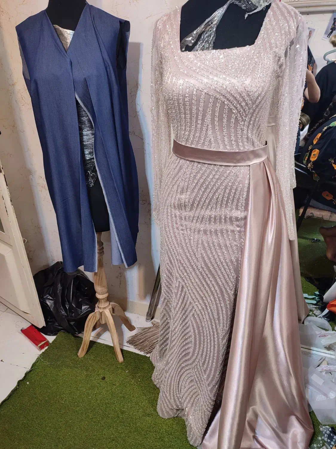 لباس مجلسی|لباس|اهواز, کوی مهدیس|دیوار