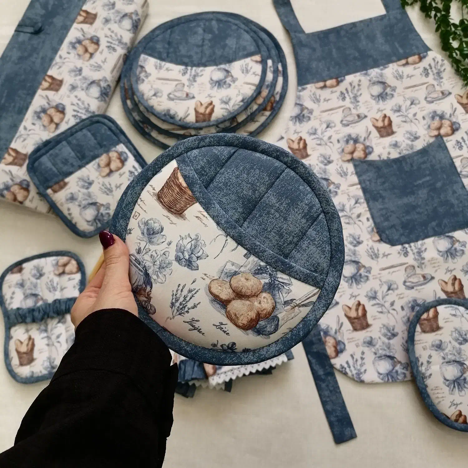 دوخت سرویس آشپزخانه|سفره، حوله، دستمال آشپزخانه|کرمان, |دیوار