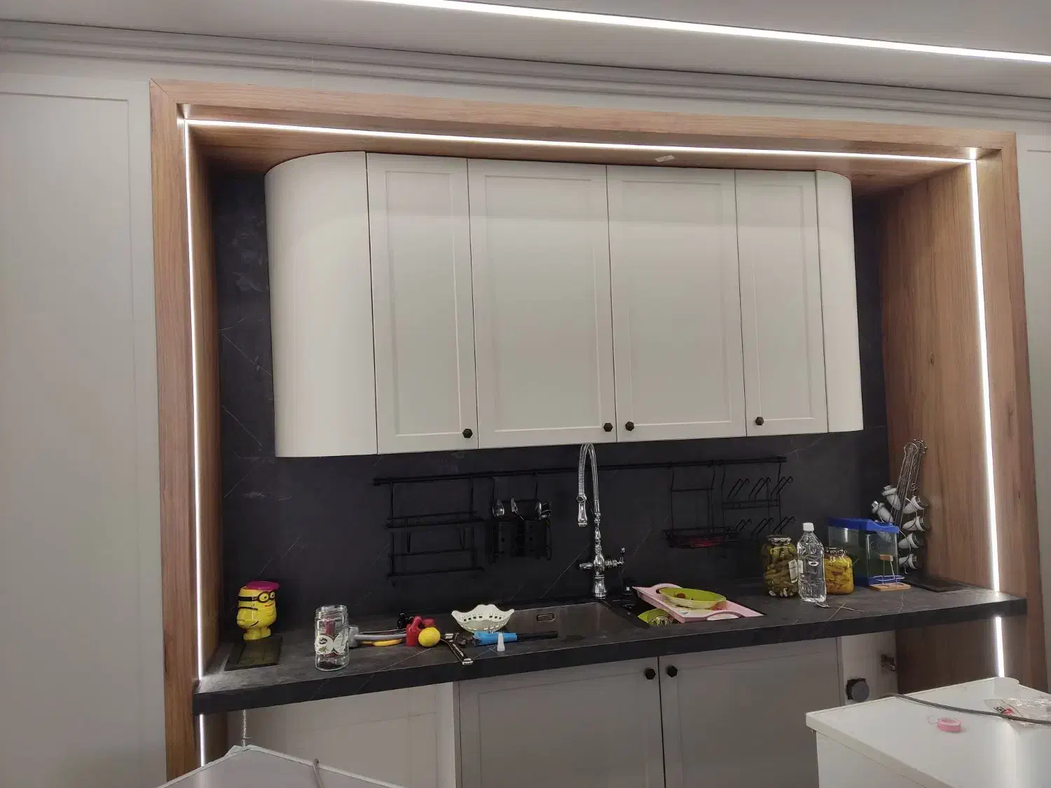 لاین نوری / لاینر / لاین مگنتی / نورپردازی کابینت|خدمات پیشه و مهارت|شیراز, فرهنگیان|دیوار