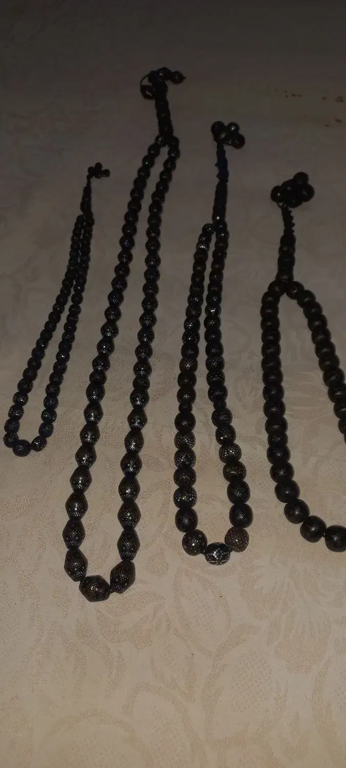 تسبیح زندان بافت نقره و مسکوب شده|کلکسیون اشیاء عتیقه|مشهد, ایثار|دیوار