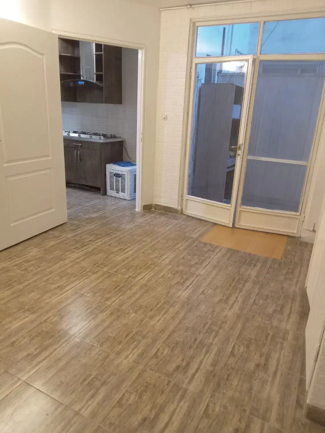 شهیدعراقی۱۰۰متر ۲خوابه بازسازی شده بدون مالک تخلیه