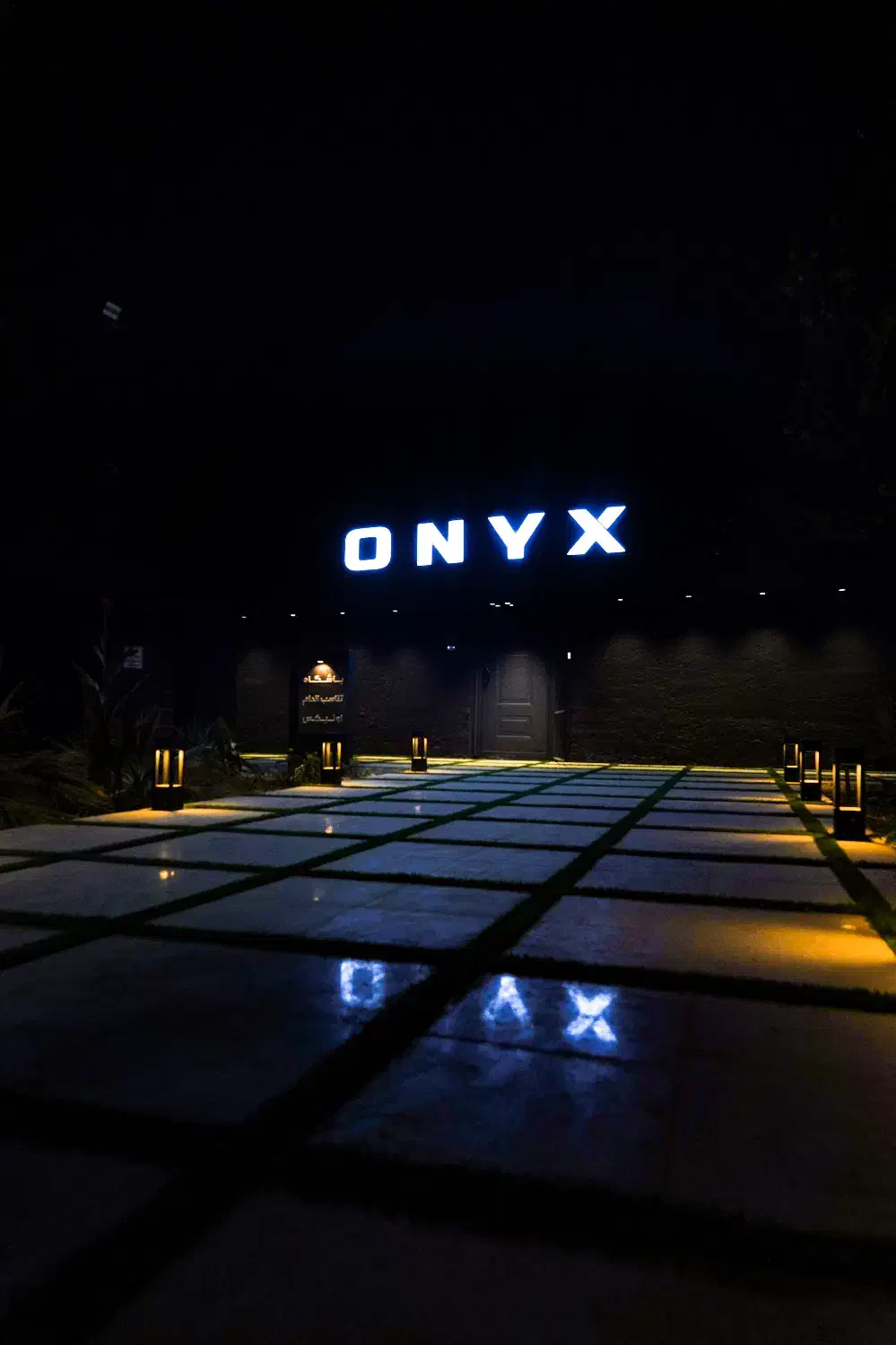 نیروی آقا - کار در کافه باشگاه ورزشی|استخدام خدمات فروشگاه و رستوران|بندرعباس, |دیوار