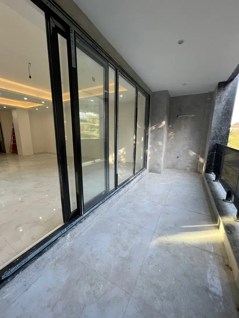 ۱۲۵متر تراس بزرگ و ویو کوه چشم نواز|اجارهٔ آپارتمان|لاهیجان, شیخ زاهد|دیوار