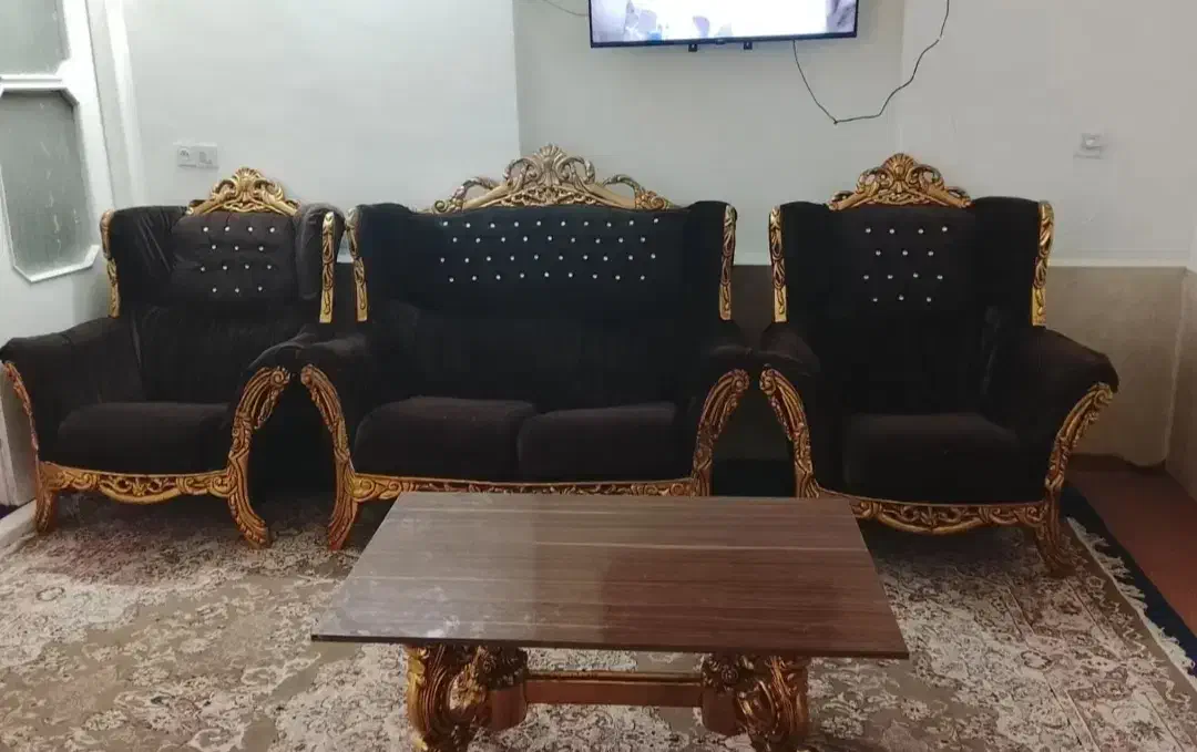 مبل به همراه میز|مبلمان خانگی و میز عسلی|تربت‌حیدریه, دیزقند|دیوار