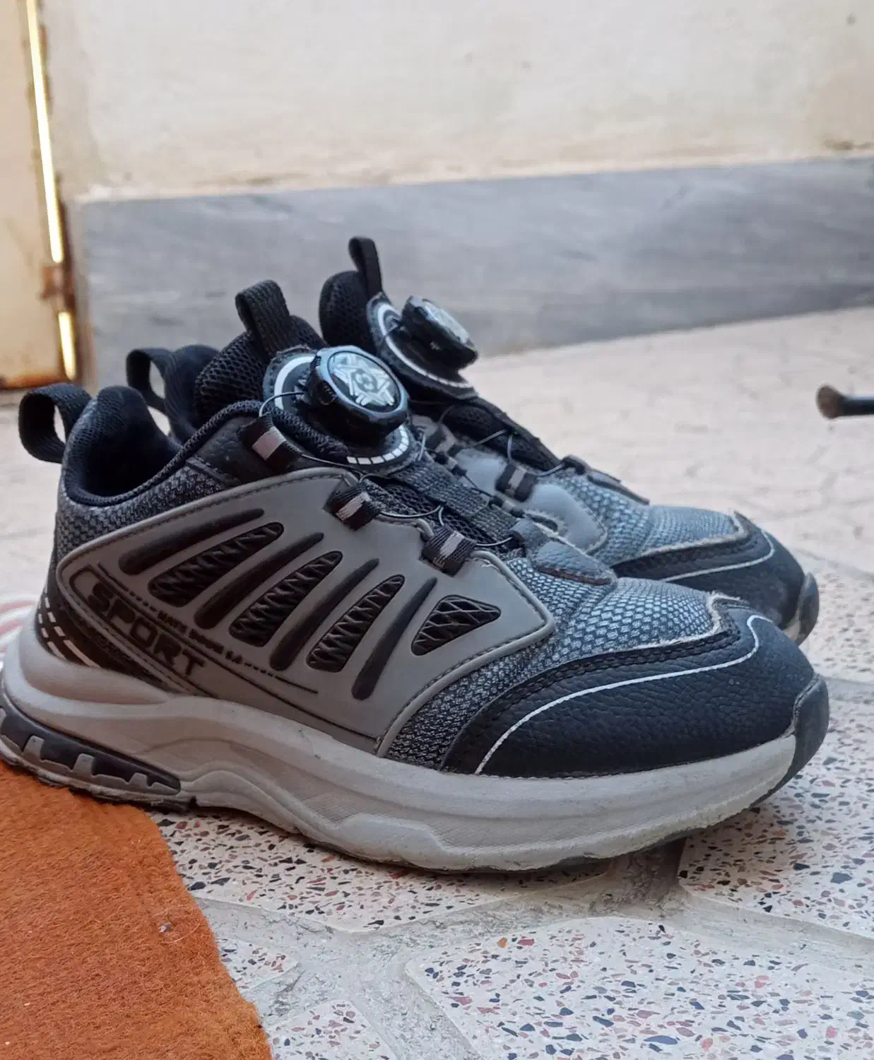 کفش پسرانه|کفش و لباس بچه|اردبیل, |دیوار