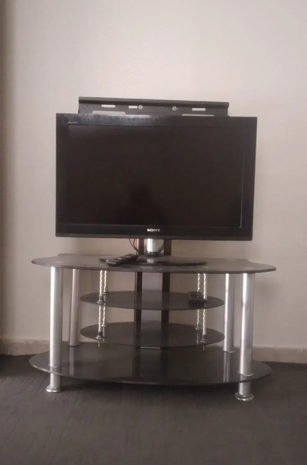 ال سی دی sony32اینچ|تلویزیون و پروژکتور|شاهین‌شهر, شهرک گلدیس|دیوار